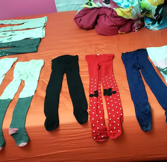 Girls Cable Knit Tights - Picture 3 of 3